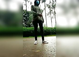 Elle se fait voler son téléphone pendant un Tiktok !