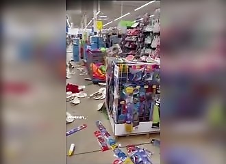 Des Spring Breakers détruisent un Walmart en Floride