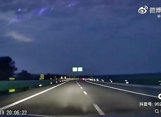 Le danger sur les routes chinoises , ce n'est pas un mythe