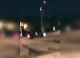 Une conductrice ivre s'écrase contre un lampadaire