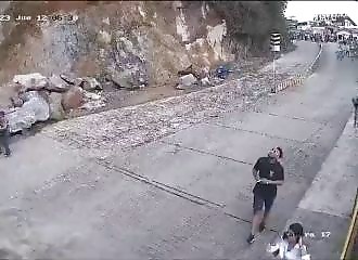 Un glissement de terrain blesse 17 personnes en Colombie