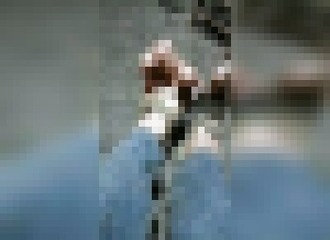 Il montre ses pied bizarres sur internet