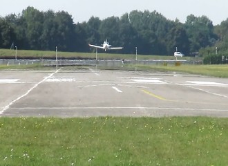 Un pilote d’avion confond la piste d’atterrissage à un champ de pommes de terre