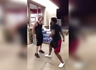 "Ben vas-y, frappe moi pour voir!"