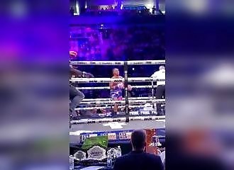 Amateur boxer celebrates his victory with a backflip, and lands badly 