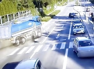 Drunk driver causes serious accident in Olsztyn (Poland)