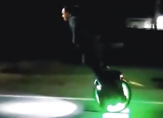 Sa balade en monocycle électrique tourne mal !