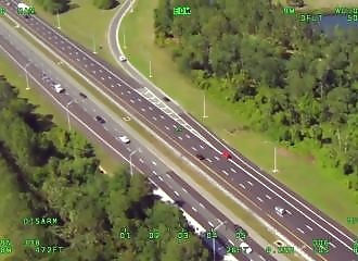 Après une grosse course-poursuite, un fugitif dangereux manque d’échapper à la police