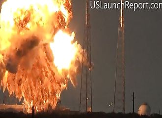 La fusée Falcon 9 de Space X explose et un satellite de près de 200 millions de dollars part en fumée