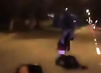 Ouuuch : la police au Brésil, ça ne badine pas !