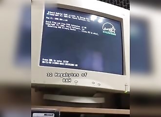 L'informatique en était à ses débuts .. Vidéo nostalgie !