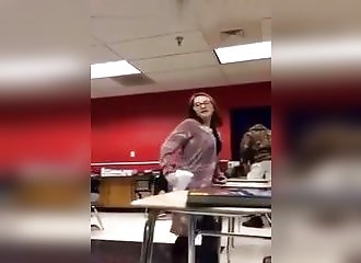 Un chercheur de merde obtient une grosse raclée !