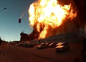 Gigantesque explosion dans une usine chimique à Valence