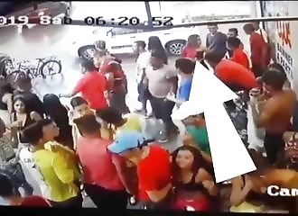 Brésil : elle se prend une balle perdue en pleine tête et meurt sur le coup