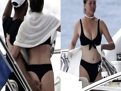 John Legend ne peut s'empêcher de caresser les fesses de Chrissy Teigen!