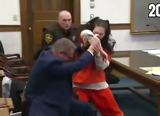 Taylor Schabusiness tries again to assault his lawyer in court
