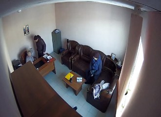 Pour avoir perdu l’argent de ses clients, un conseiller financier se fait durement punir