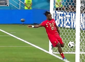 La célébration de manquée de Michy Batshuayi qui amuse le web