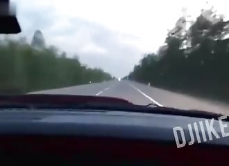 Rouler à 266 km/h au volant de sa puissance Chevrolet Camaro (FAIL)