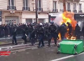 Protesters throw molotov cocktail at police