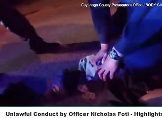 11 policiers inculpés pour avoir agressé des suspect, après une enquête de 2 ans du FBI (Compilation)