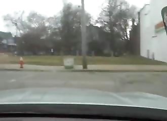 Ohio : une automobiliste complètement cinglée tente d’échapper à la police