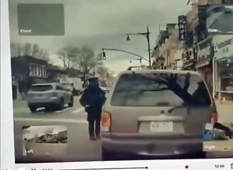 Police officer is viciously beaten from behind 