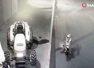 Failed arson attempt: he sets fire to his own jacket