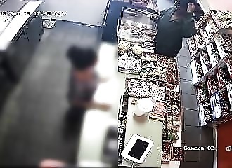 Los Angeles : braqueuse dévalise une pâtisserie du coin