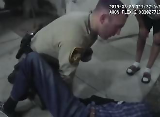 Las Vegas : il appelle la police et finit par mourir menotté