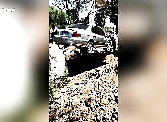 Chine : un homme demande à être enterré dans sa voiture bien-aimée
