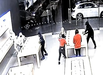 En l’espace de 4 jours, la même bande de voyous dévalise deux fois le même Apple Store