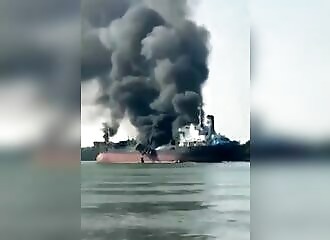  A tanker under maintenance catches fire and explodes in Thailand 