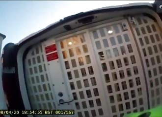 Une SDF tousse sur un policier et se prend 5 mois de prison (Angleterre)