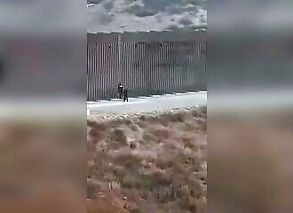 Tension à la frontière : Un migrant percuté par un véhicule de patrouille