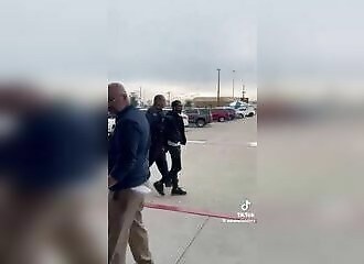 A thief gets caught and creates chaos in a Walmart