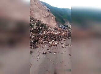 She dies while filming a rockslide (Warning - shocking)