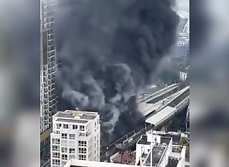Londres en proie à un incendie très impressionnant
