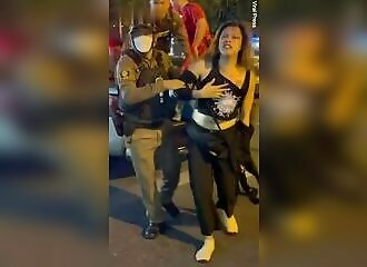 Battle for territory between prostitutes and transsexuals in Bangkok